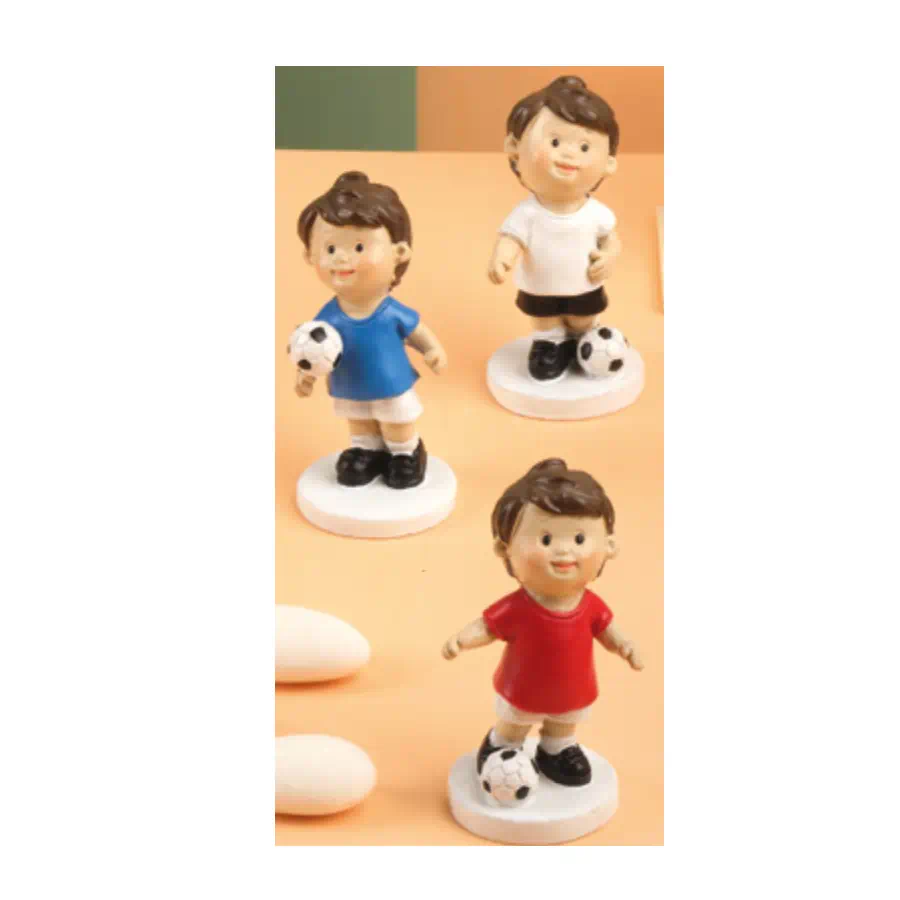 Yvonne Gontier statuina bambino con pallone cod. 7953425