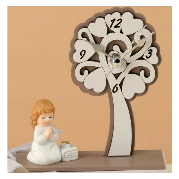 Yvonne Gontier bambina che prega con albero e orologio 8476261