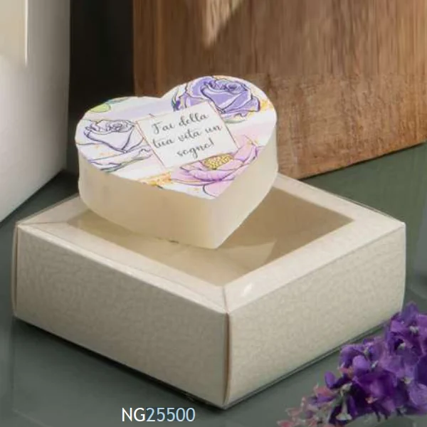 Dolcicose clean sapone cuore su scatola NG25500