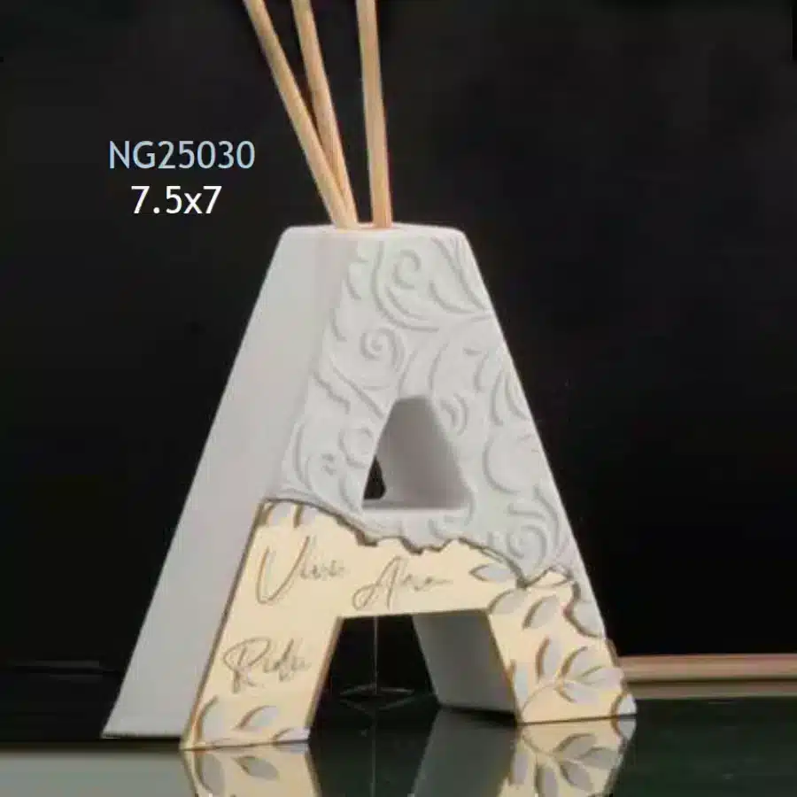 Dolcicose lettera A oro 7.5x7 NG25030