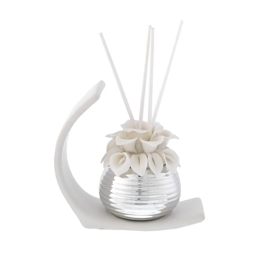 Bagutta diffusore millerighe orizzontali con calle su base stilizzata bianca 2077 04