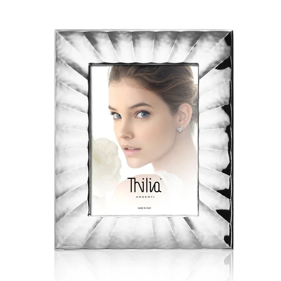 Thilia cornice ondulata argento 18x24 454414