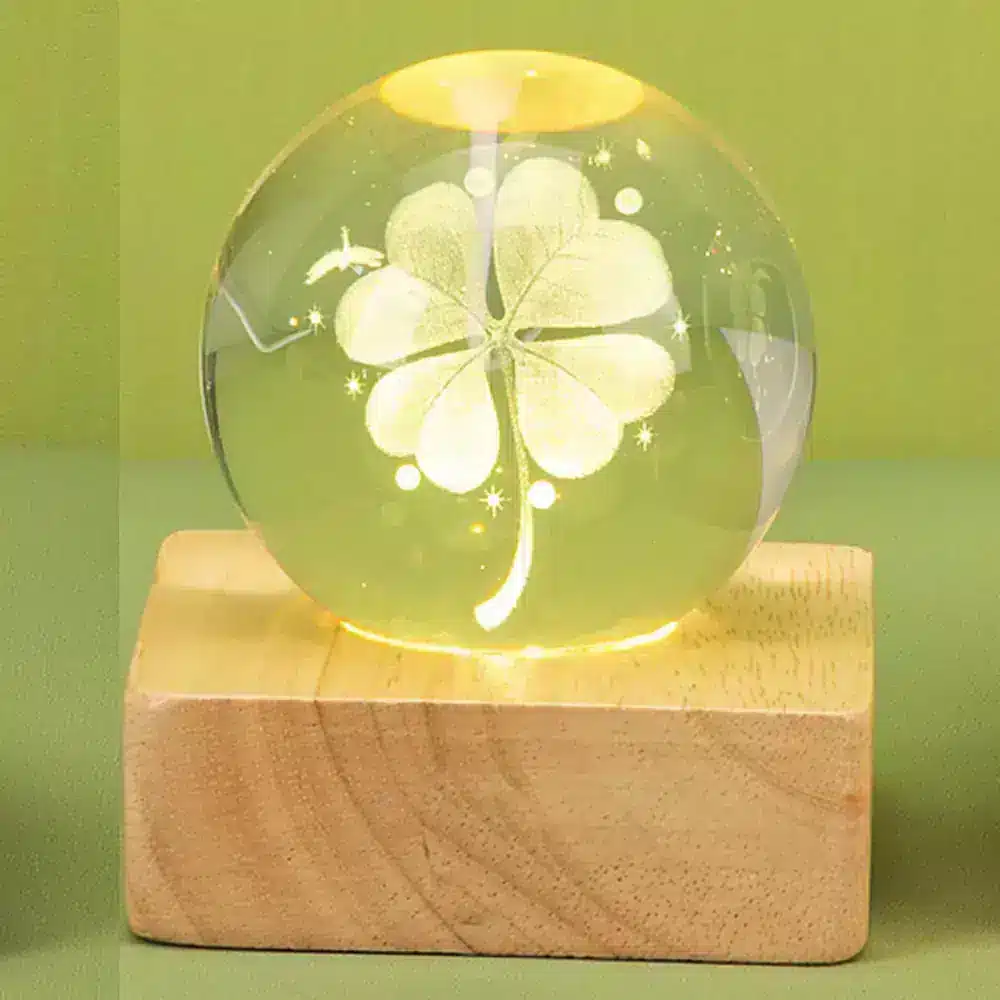Yvonne Gontier sfera in cristallo quadrifoglio con led 5126270
